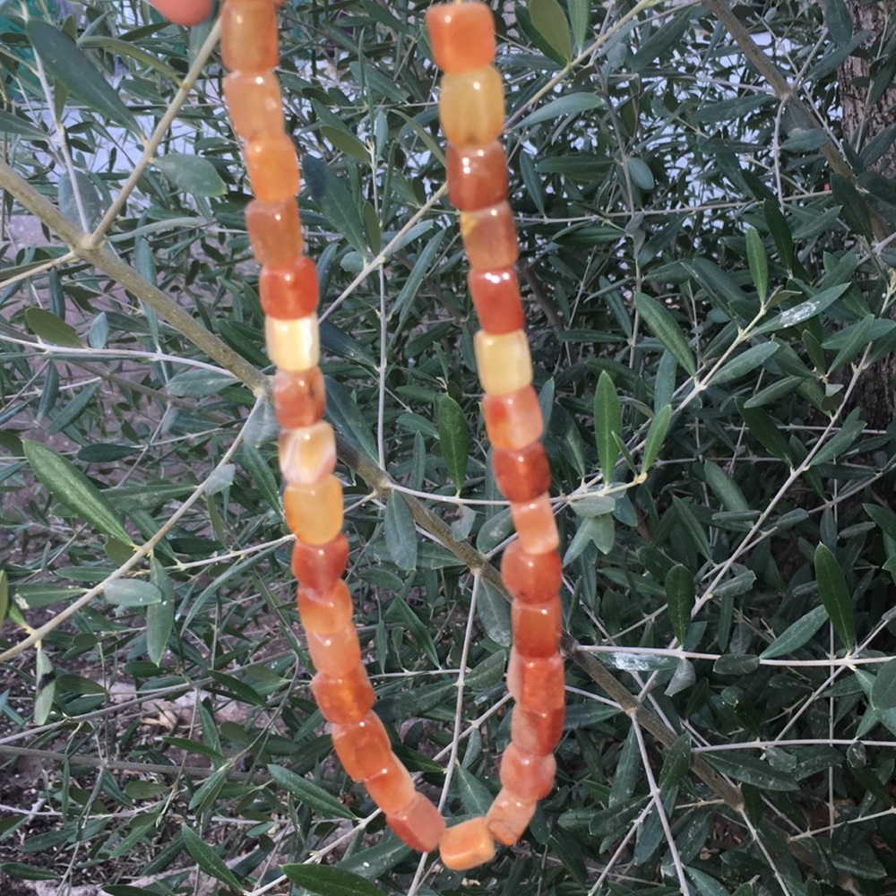 CARNELIAN NECKLACE